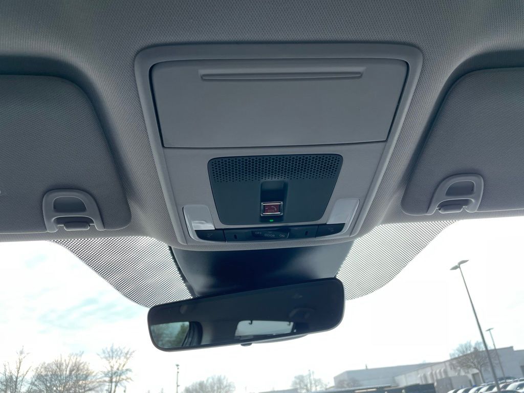 Thumbnail: 2026 Honda Pilot - 15