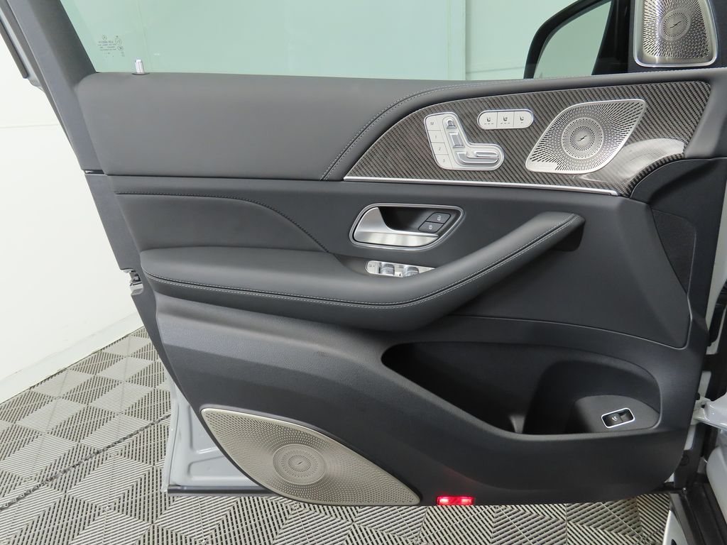 2024 Mercedes-Benz GLS 63 AMG 24