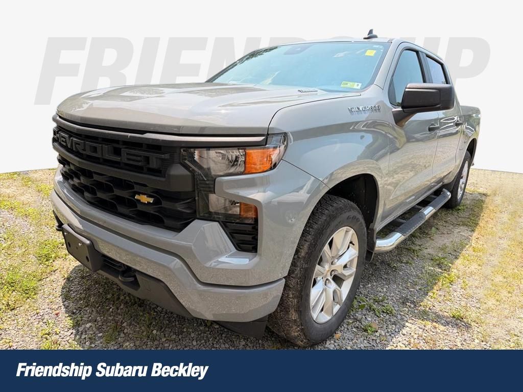 Slate Gray Metallic 2025 Chevrolet Silverado 1500 Pickup Truck Four-Wheel Drive 8-Speed Automatic