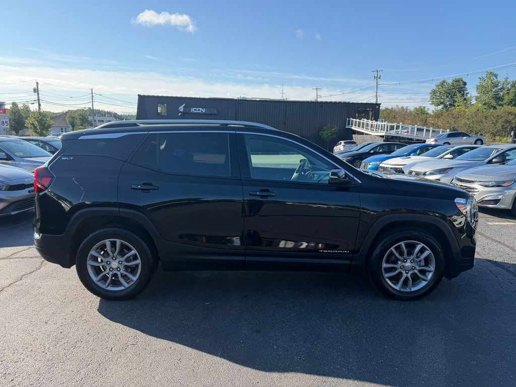 Used 2024 GMC Terrain SUV