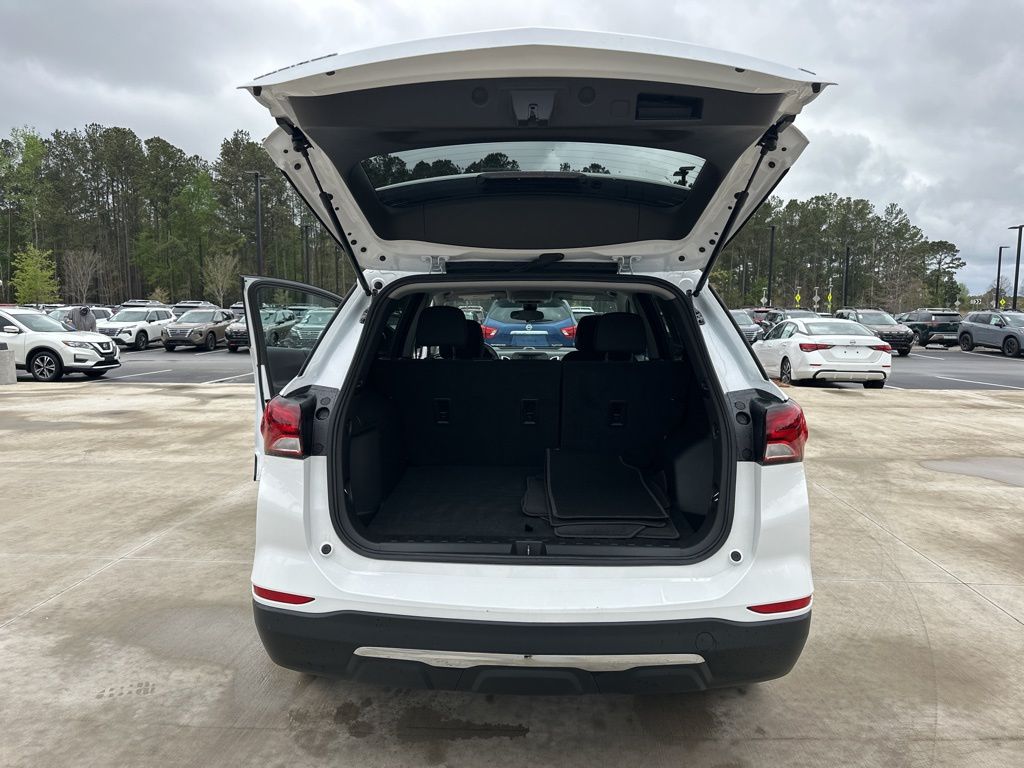 2022 Summit White Chevrolet Equinox LT FWD SUV