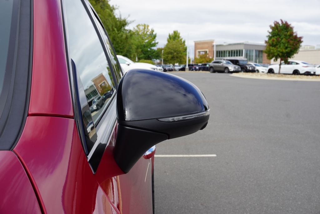 Thumbnail: 2026 Mercedes-Benz GLC - 12