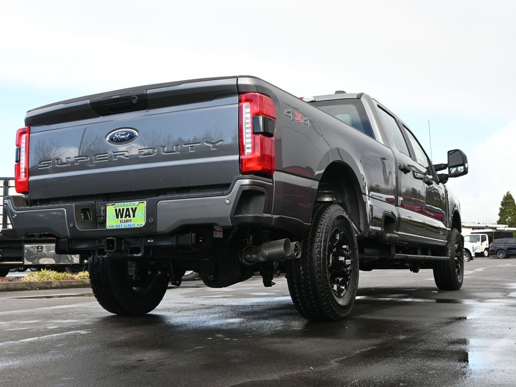 2025 Ford F-350 Super Duty XL