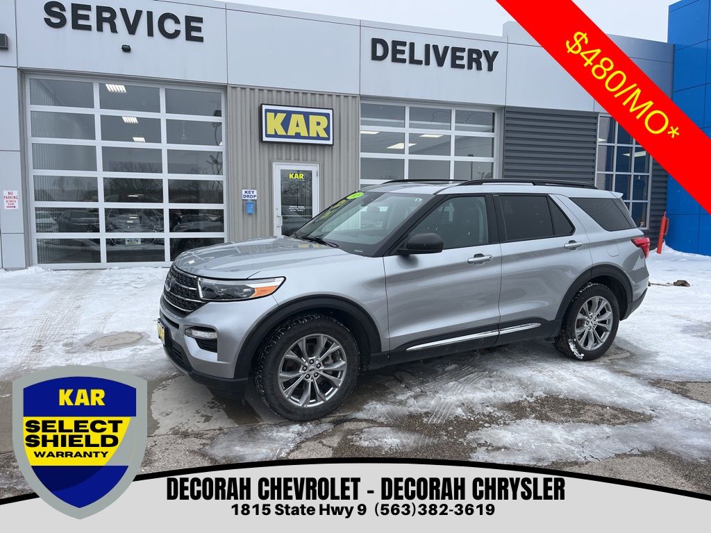 Iconic Silver Metallic 2023 Ford Explorer XLT AWD SUV / Crossover All-Wheel Drive Automatic