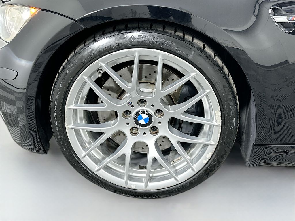 Thumbnail: 2011 BMW M3 - 30
