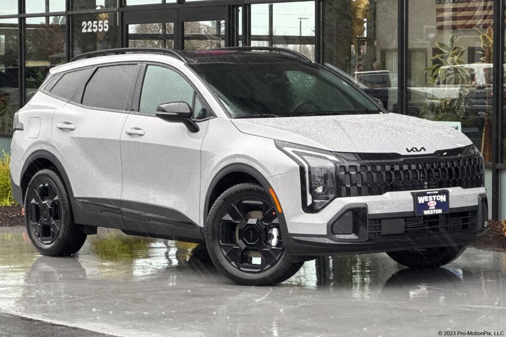 new 2026 Kia Sportage Plug-In Hybrid car, priced at $40,600