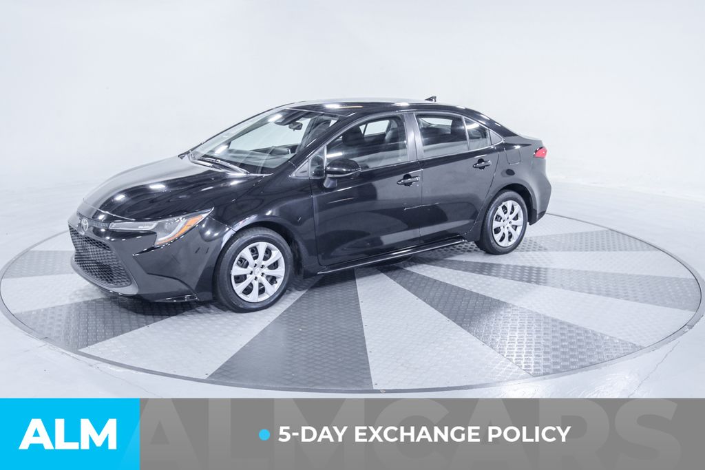 2020 Toyota Corolla LE photo 3