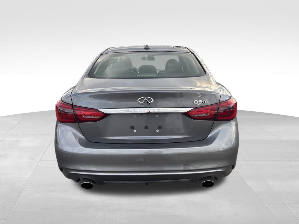 2021 INFINITI Q50 3.0t LUXE 7