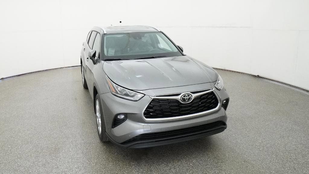 Thumbnail: 2026 Toyota Highlander - 9