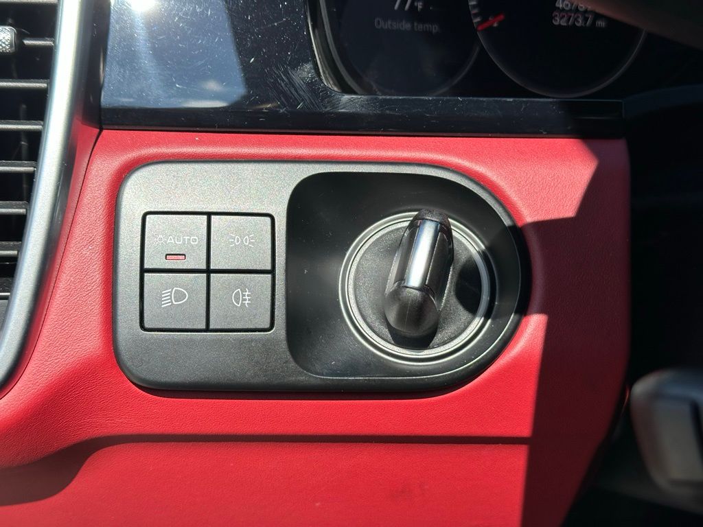 Thumbnail: 2023 Porsche  - 32