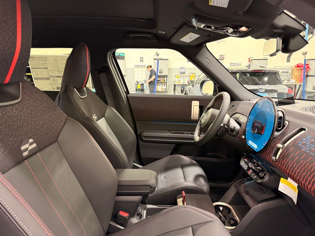 Thumbnail: 2027 MINI Cooper Countryman - 29