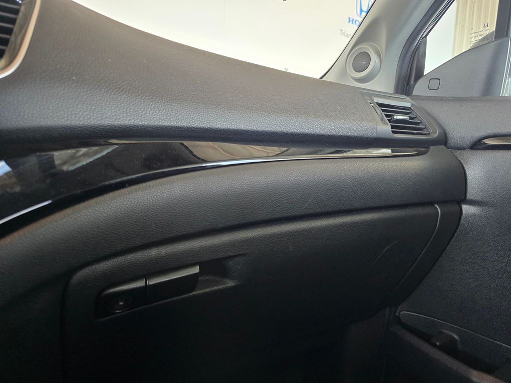 Thumbnail: 2021 Honda Pilot - 18