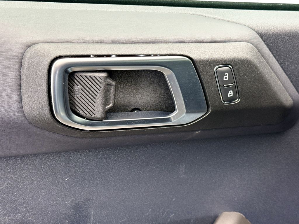 Thumbnail: 2021 Ford Bronco - 22