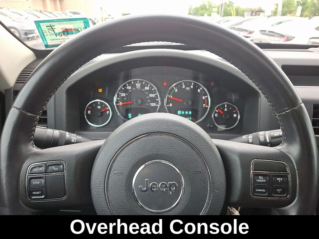 Thumbnail: 2012 Jeep Liberty - 19