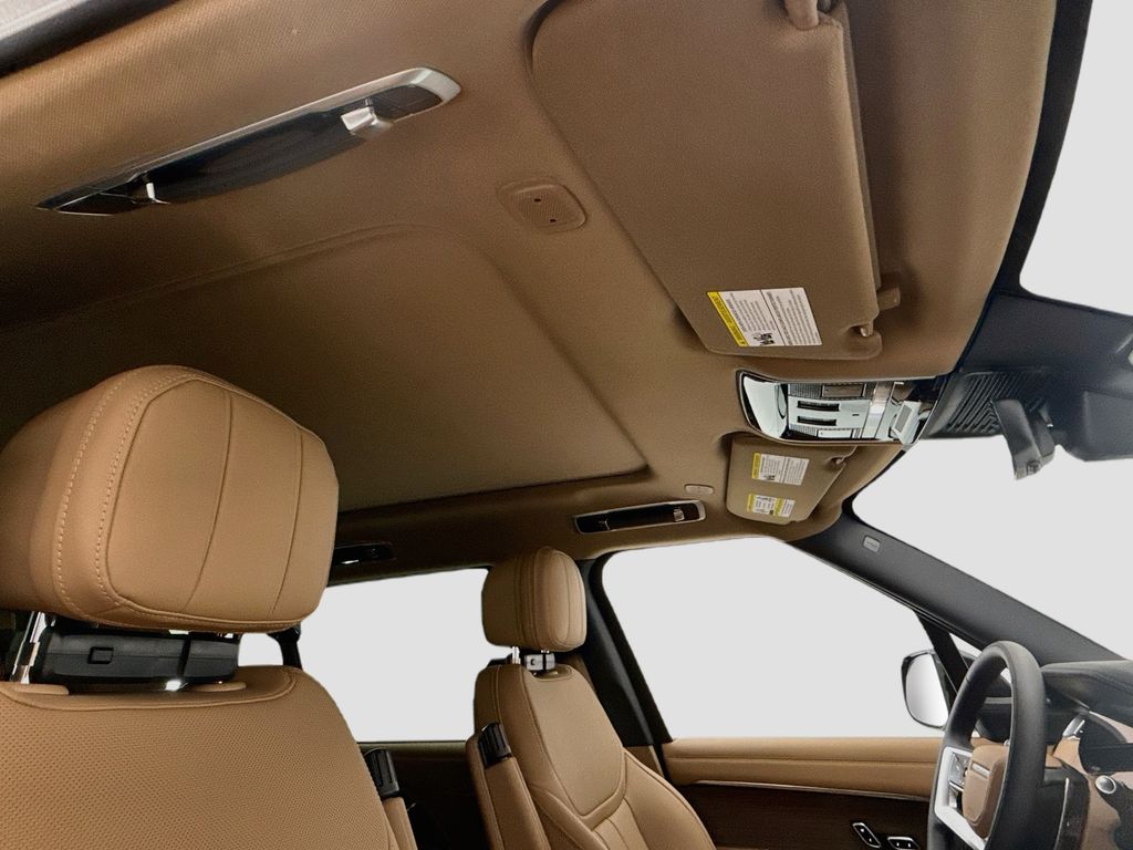 Thumbnail: 2026 Land Rover Range Rover - 17