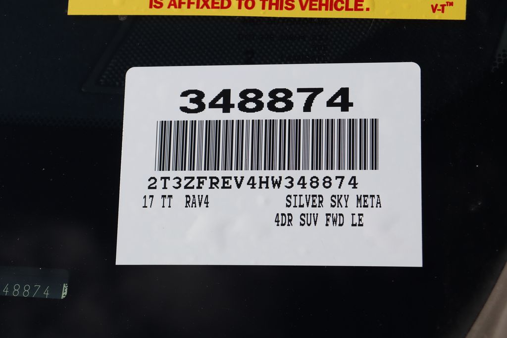 2017 Toyota RAV4 LE 7