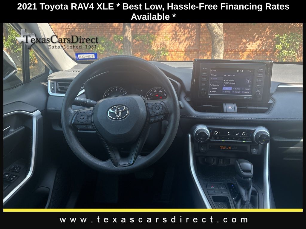 2021 Toyota RAV4 XLE 7