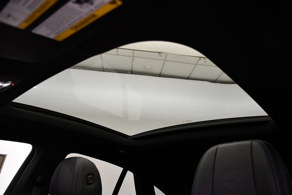 Thumbnail: 2026 Mercedes-Benz GLE - 18