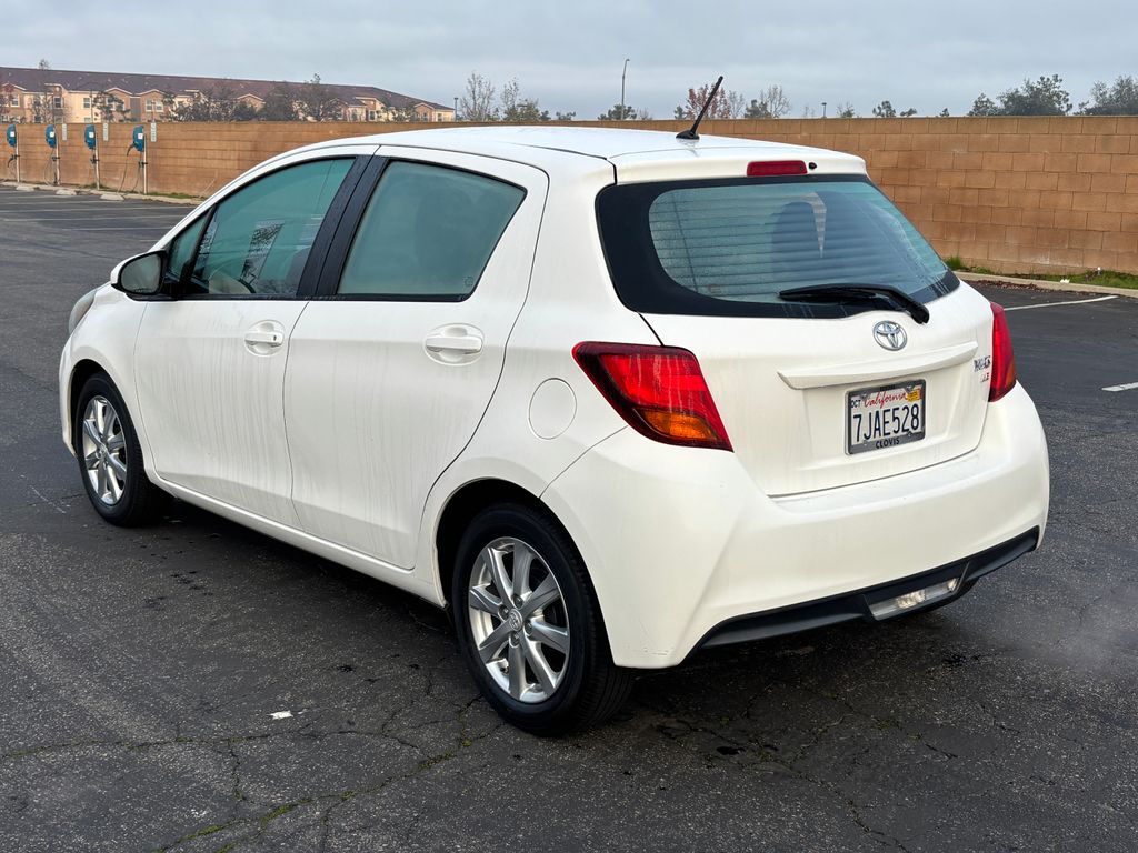 Thumbnail: 2015 Toyota Yaris - 7