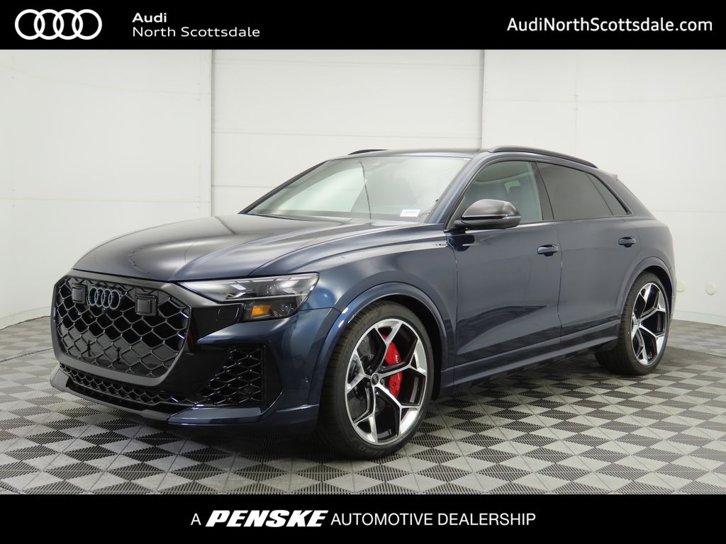 2025 Audi RS Q8 4.0T Hero Image