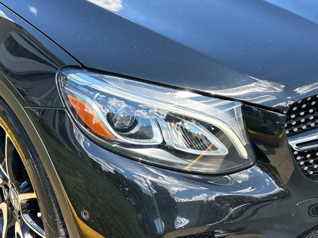 Thumbnail: 2019 Mercedes-Benz GLC - 4