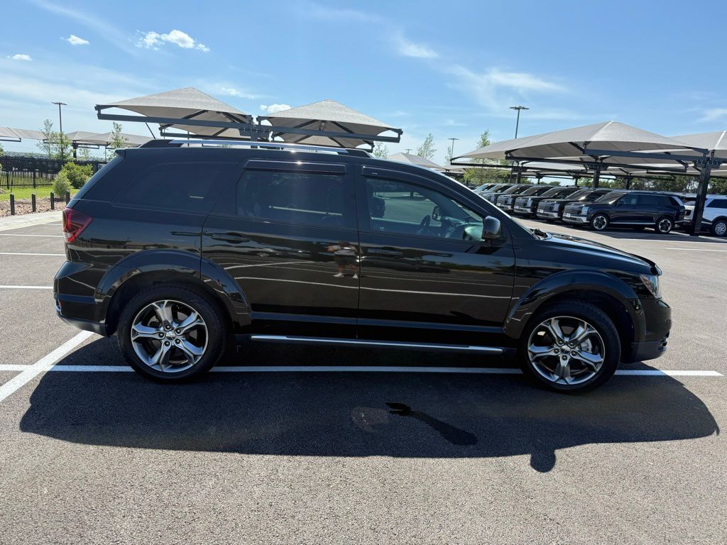 Thumbnail: 2017 Dodge Journey - 4