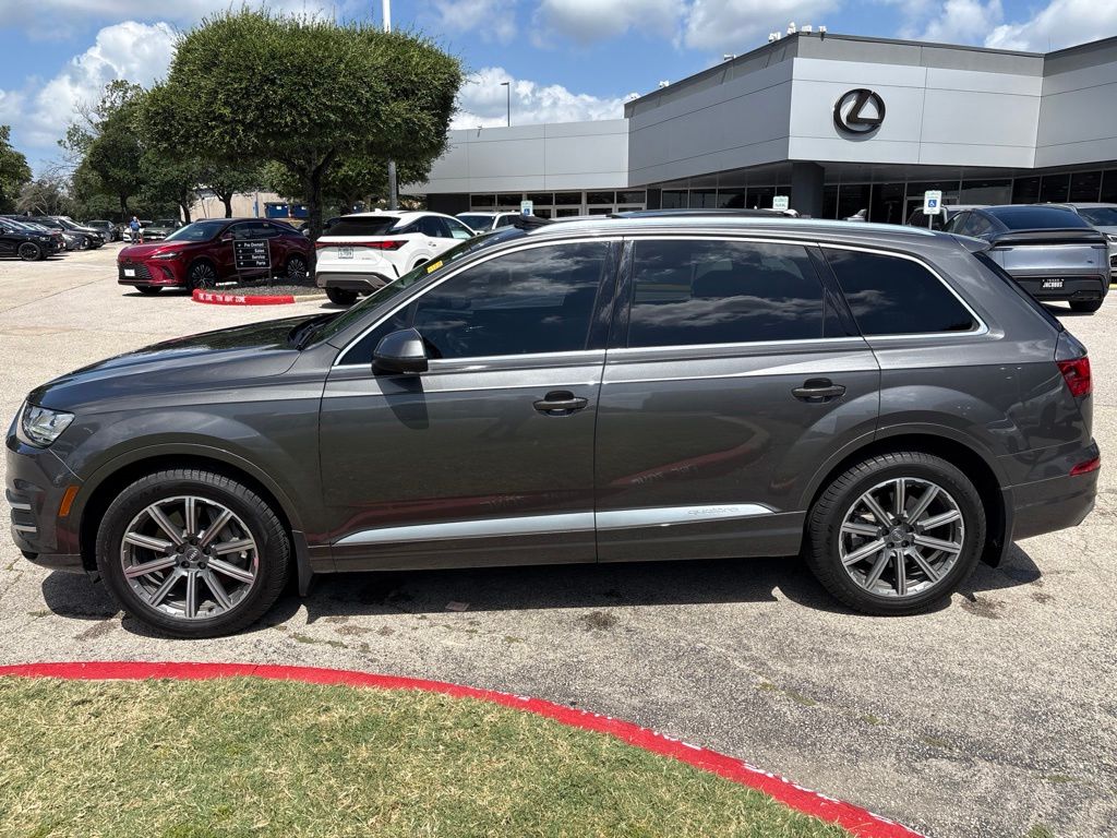 Thumbnail: 2018 Audi Q7 - 2