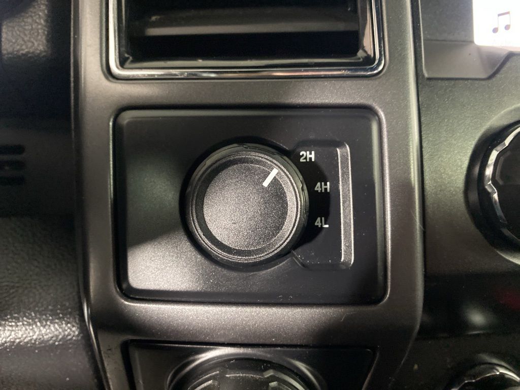 Used 2019 Black Ford XLT image 20