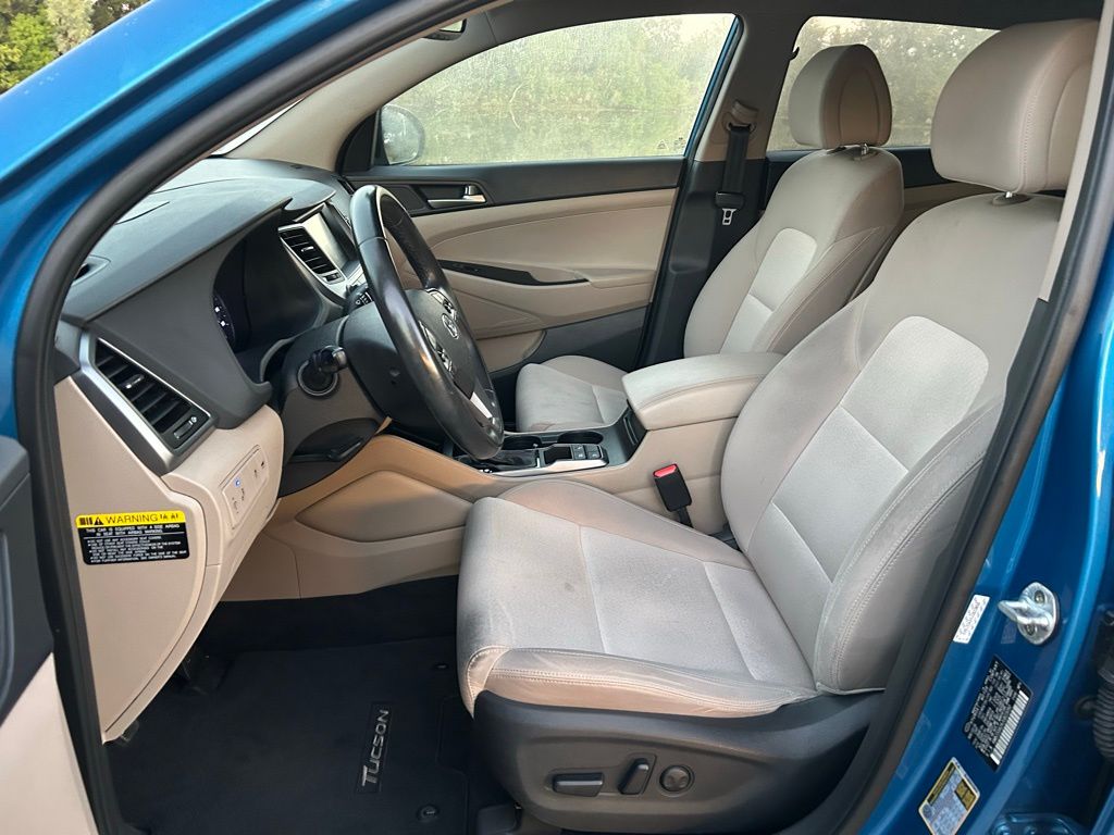 Thumbnail: 2018 Hyundai Tucson - 14