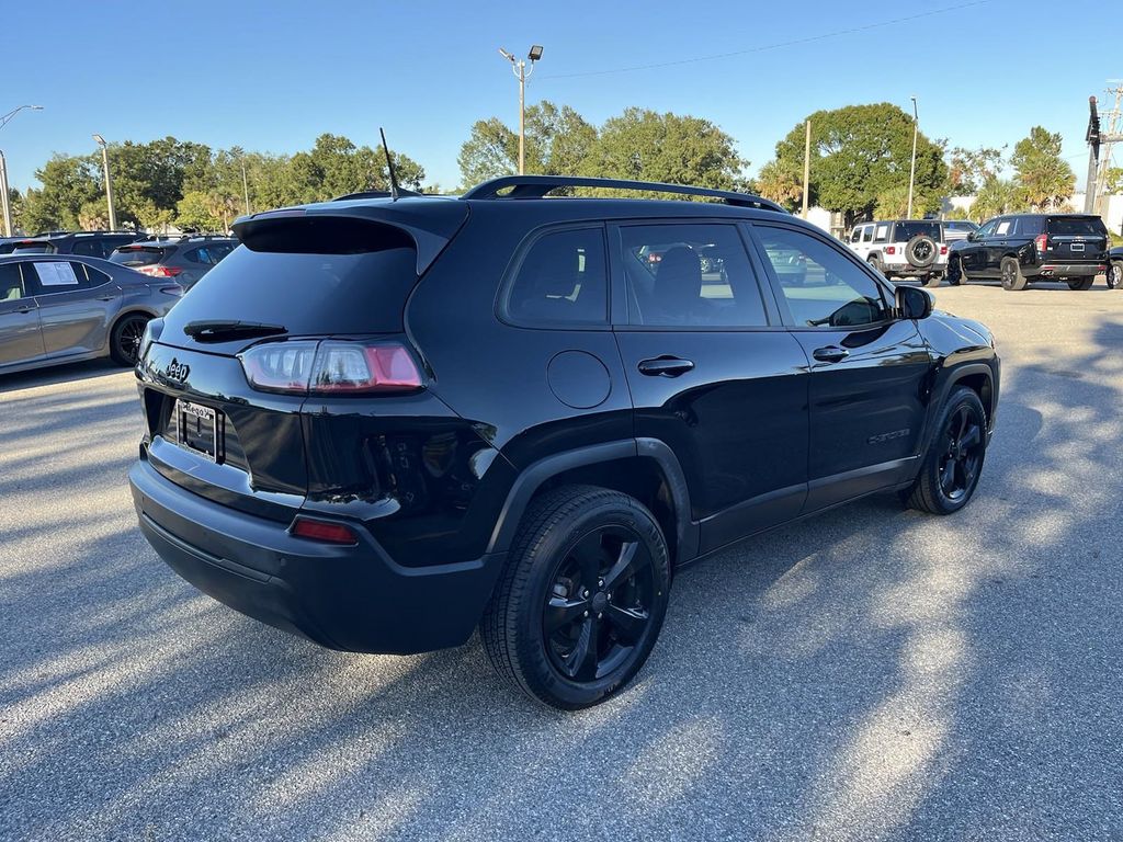 2020 Jeep Cherokee Altitude 5