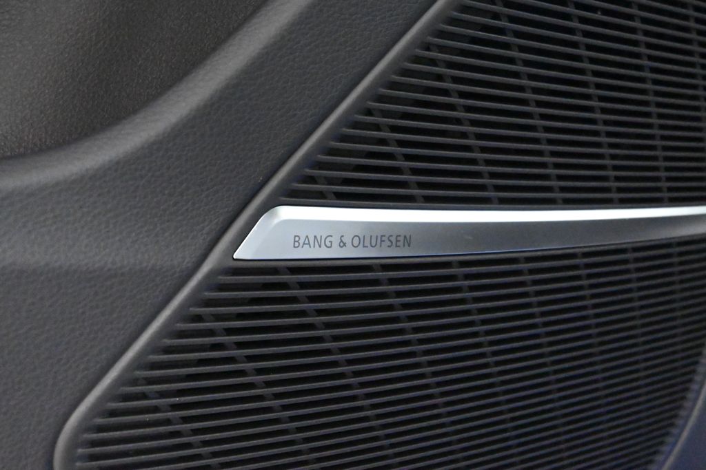 Thumbnail: 2026 Audi Q7 - 25