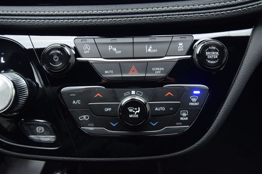 new 2026 Chrysler Pacifica car, priced at $42,471