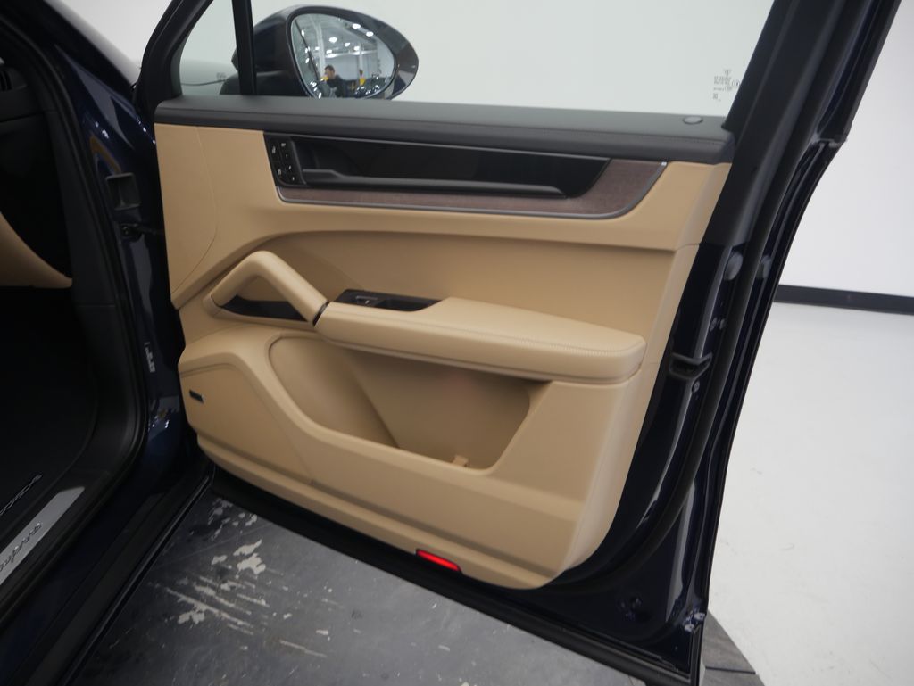 Thumbnail: 2026 Porsche  - 27