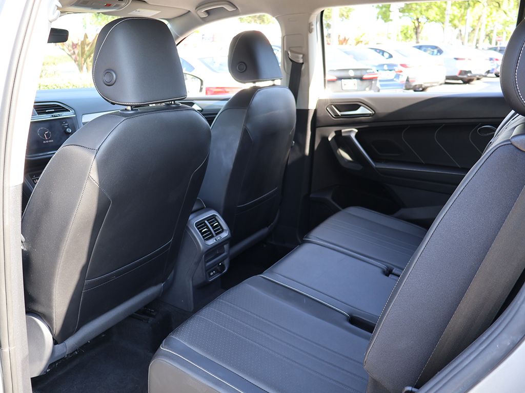 Used 2023 Silver Volkswagen 2.0T SE image 29