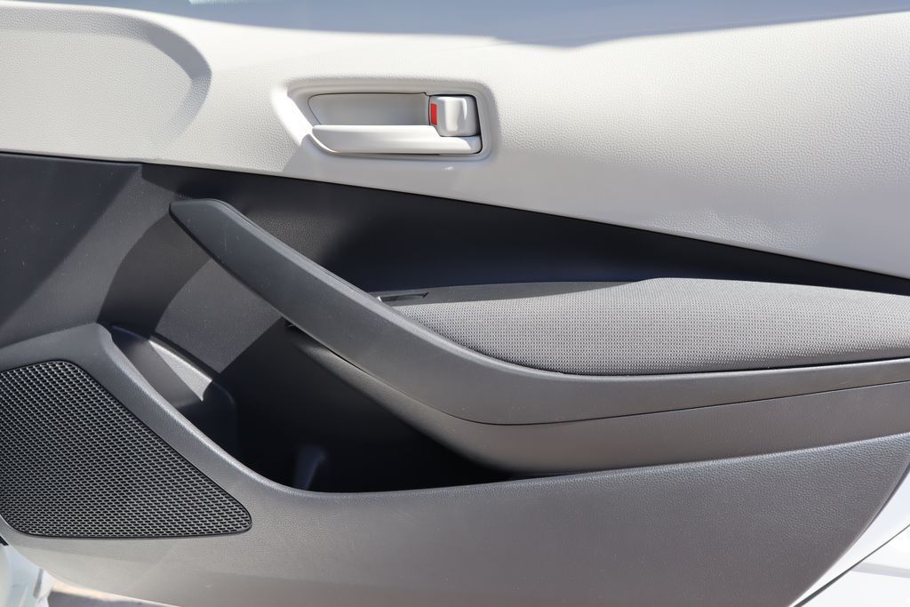 Thumbnail: 2023 Toyota Corolla - 24