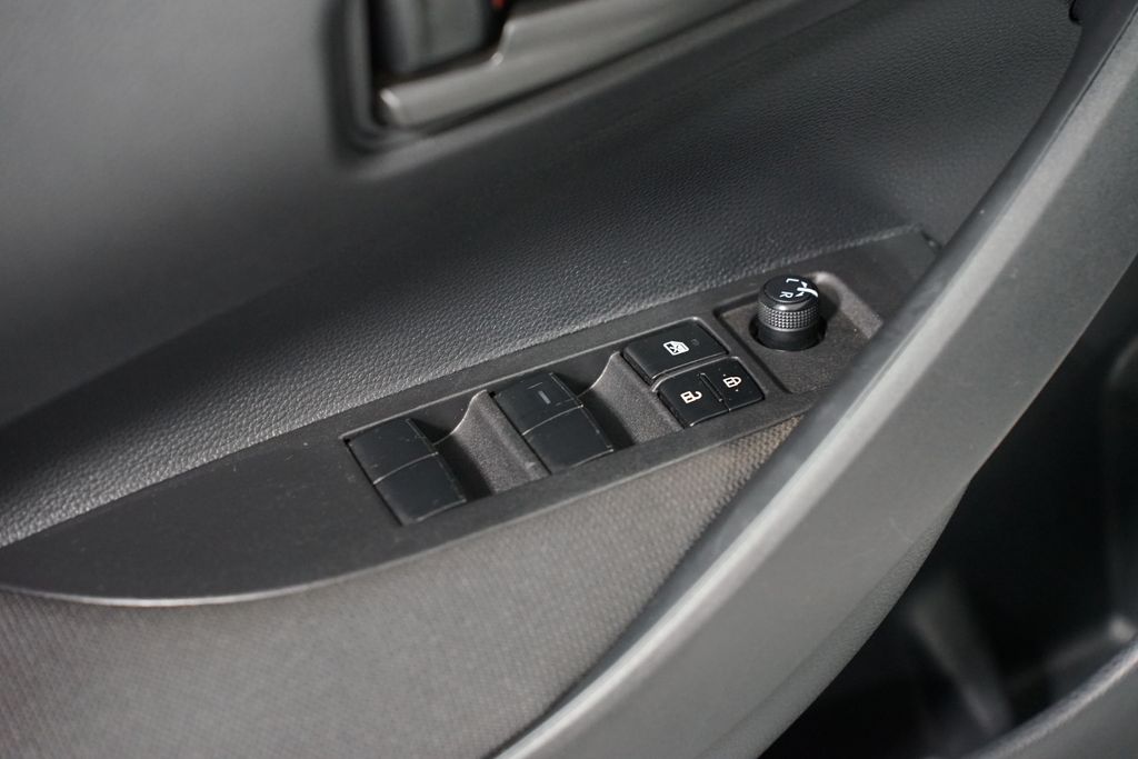 Thumbnail: 2025 Toyota Corolla - 28