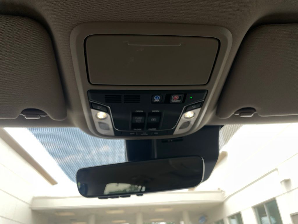 Thumbnail: 2022 Honda Pilot - 16