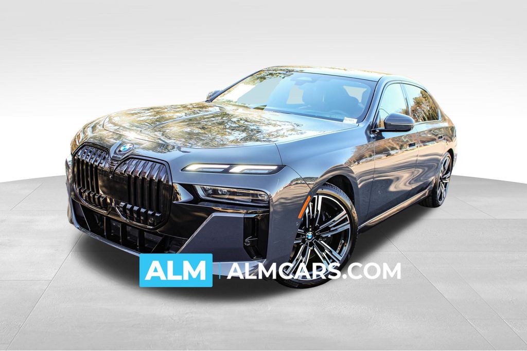 2023 BMW 7 Series 740i's photo