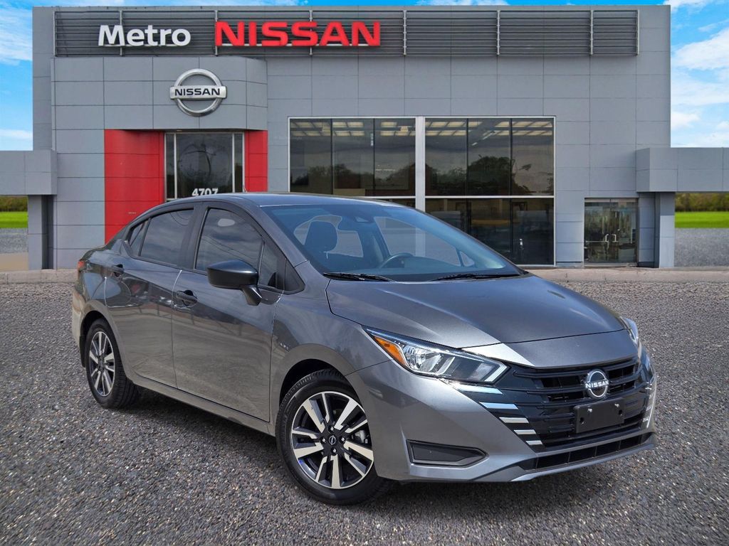 2023 Nissan Versa 1.6 S