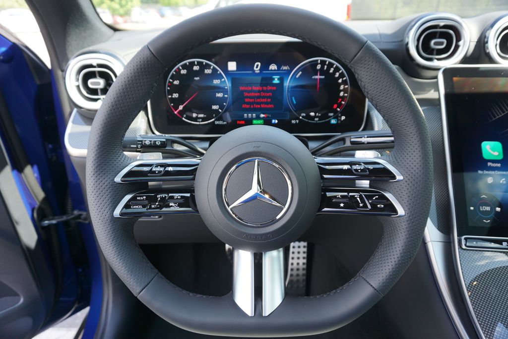 Thumbnail: 2025 Mercedes-Benz GLC - 27