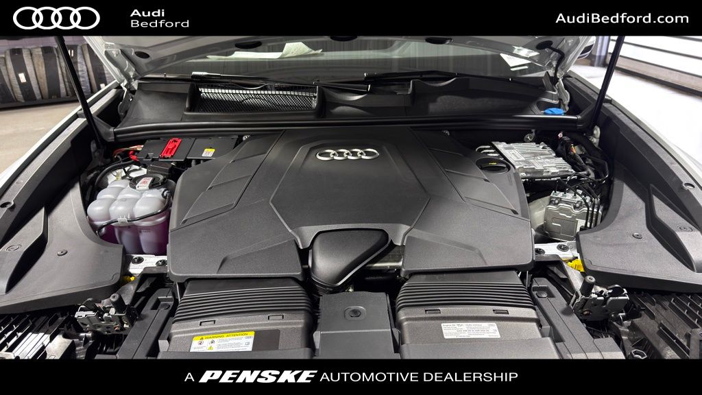 Thumbnail: 2026 Audi Q8 - 10