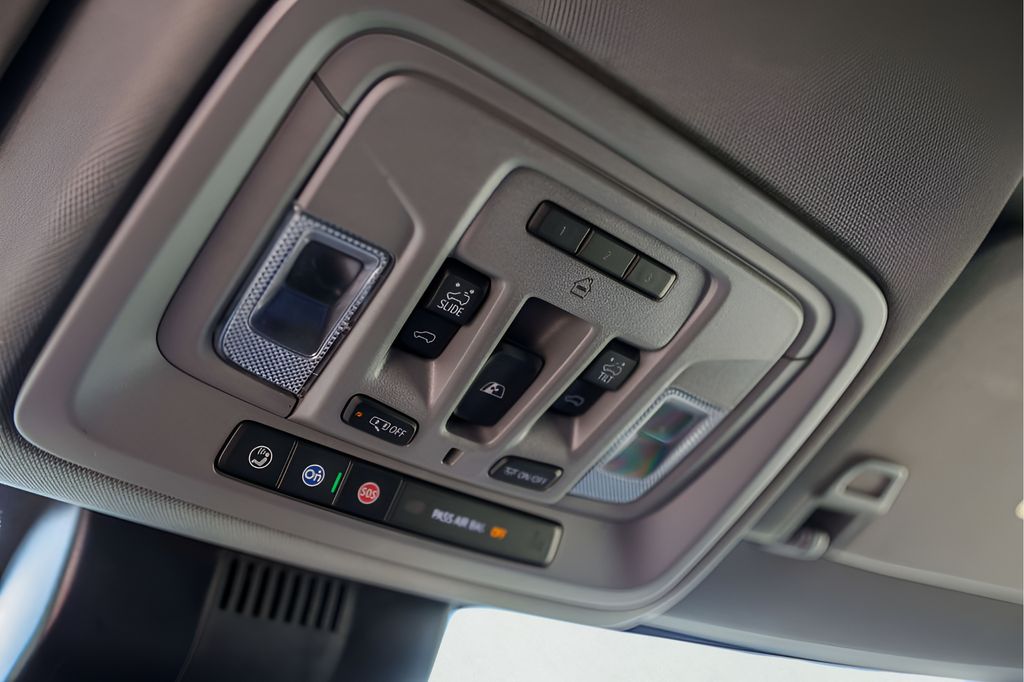 Used Car 2025 Chevrolet Silverado 1500  Lt Trail Boss For Sale Under $60,000 In Austin, Texas