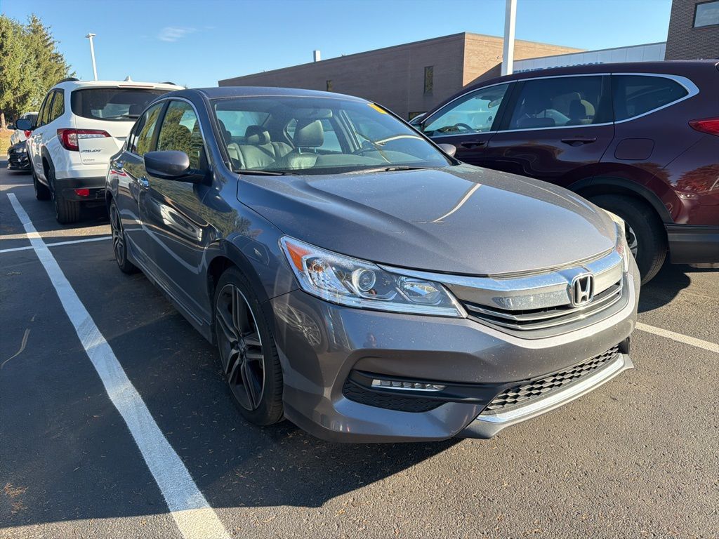 Thumbnail: 2016 Honda Accord - 4