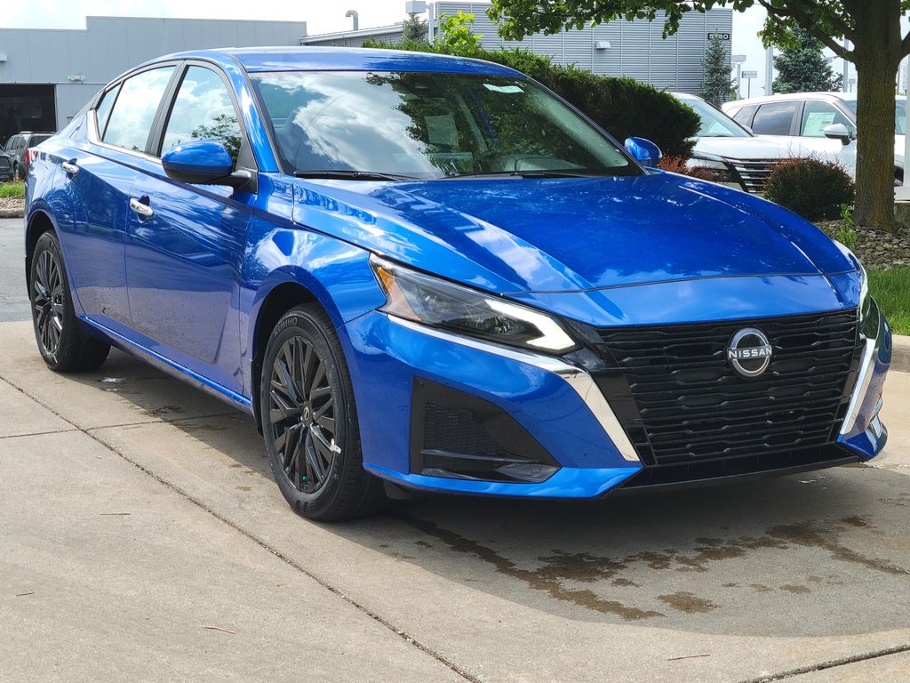 2025 Nissan Altima 2.5 SV photo