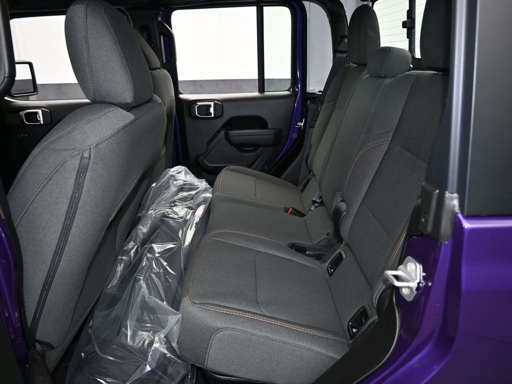 New 2026 Reign Jeep Sport image 28