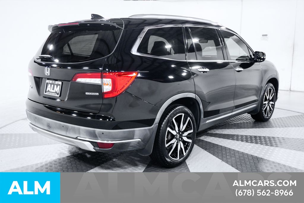 Used 2021 Black Honda Touring image 7