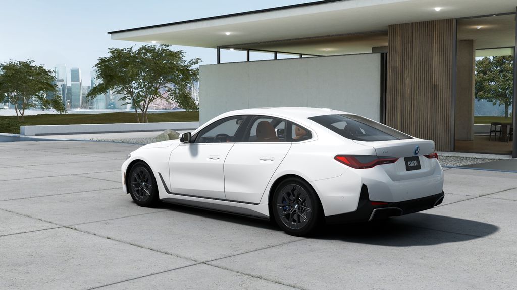 2025 BMW i4 eDrive40 28
