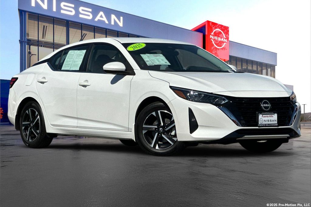 Aspen White Tricoat 2025 Nissan Sentra Sedan Front-Wheel Drive Continuously Variable Transmission
