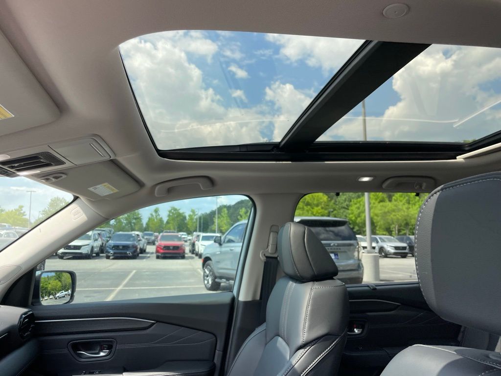 Thumbnail: 2026 Honda Pilot - 31