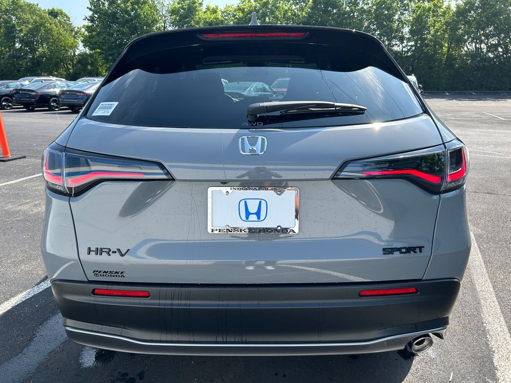 Thumbnail: 2027 Honda HR-V - 4